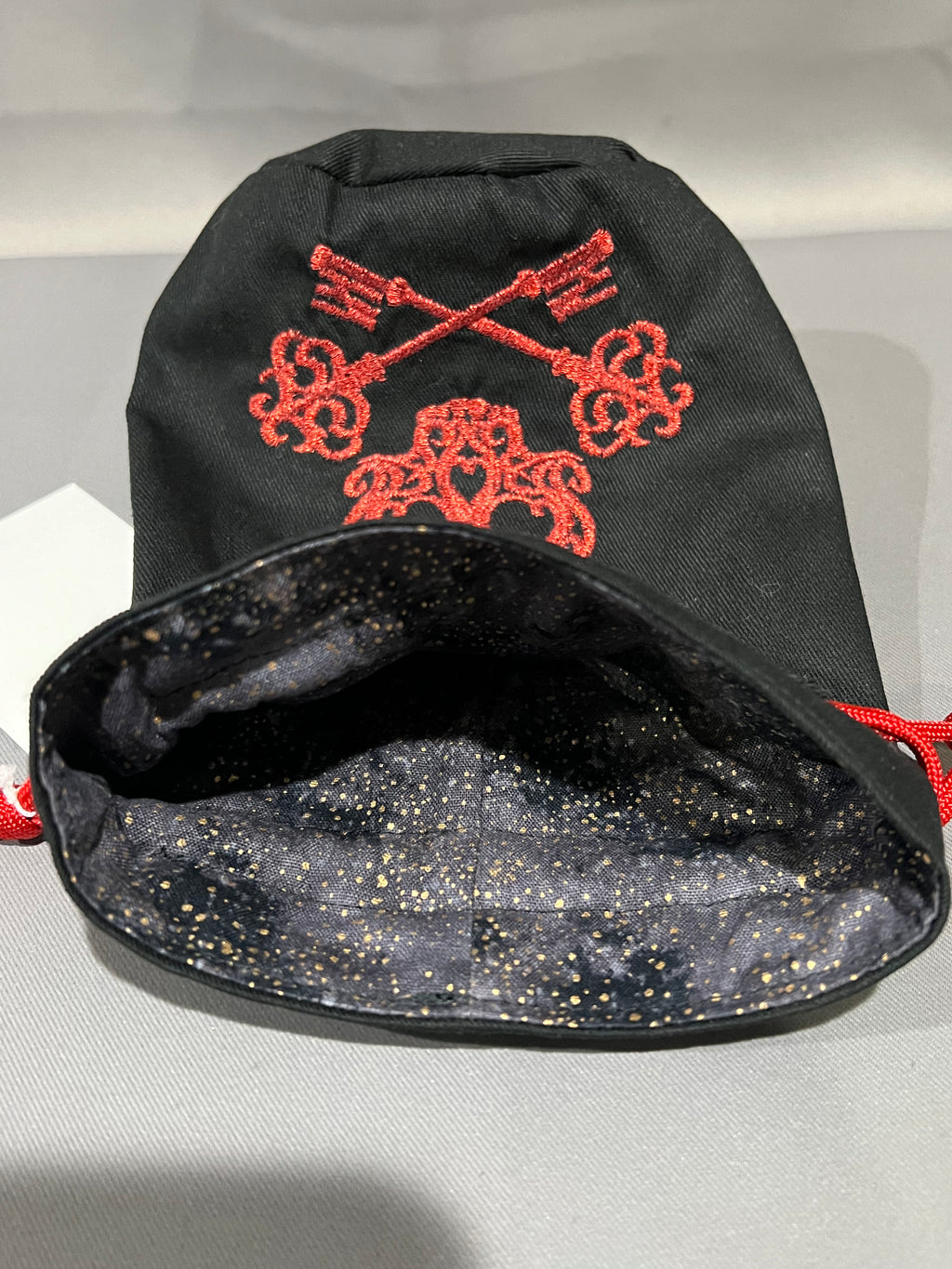 Embroidered Dice Bag: Red Skull & Keys